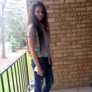 Meet your Posher, Rasha